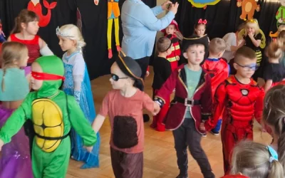 Bal "Postaci z bajek" Al. 400-lecia