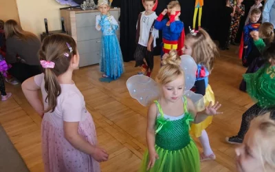 Bal "Postaci z bajek" Al. 400-lecia