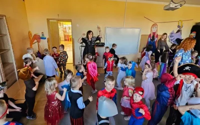 Bal "Postaci z bajek" Al. 400-lecia