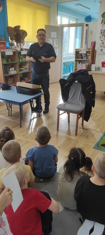 LISTONOSZ z wizytą u SKRZATÓW