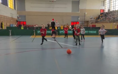 Piłkarski Turniej Mikołajkowy Przedszkolaków w ZSBiO 
