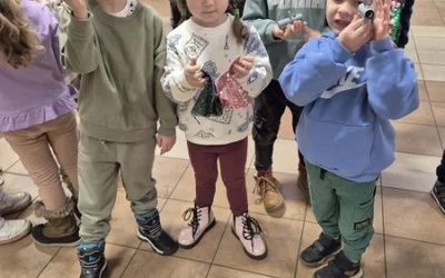 Motylki i Delfinki wizytą w ZSZiO