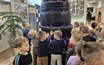 Motylki i Delfinki wizytą w ZSZiO