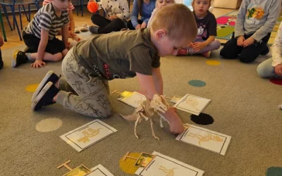 Skrzaty zgłębiały tajemnice dinozaurów