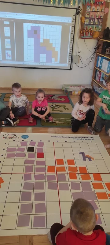 Skrzaty zgłębiały tajemnice dinozaurów